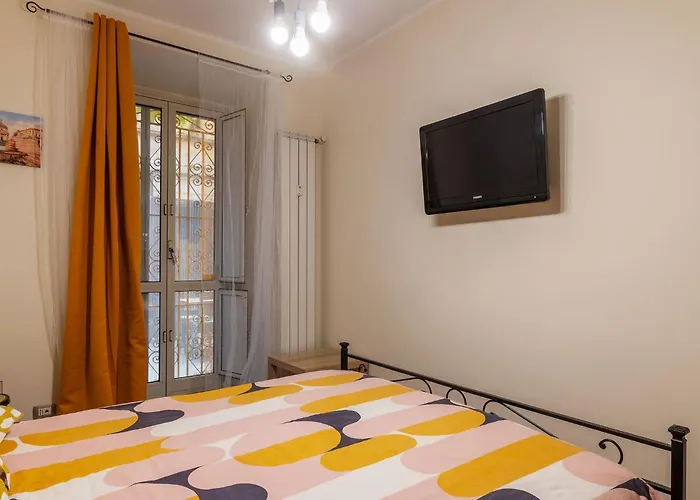 Apartment Guesthost - San Giovanni Comfy Flat