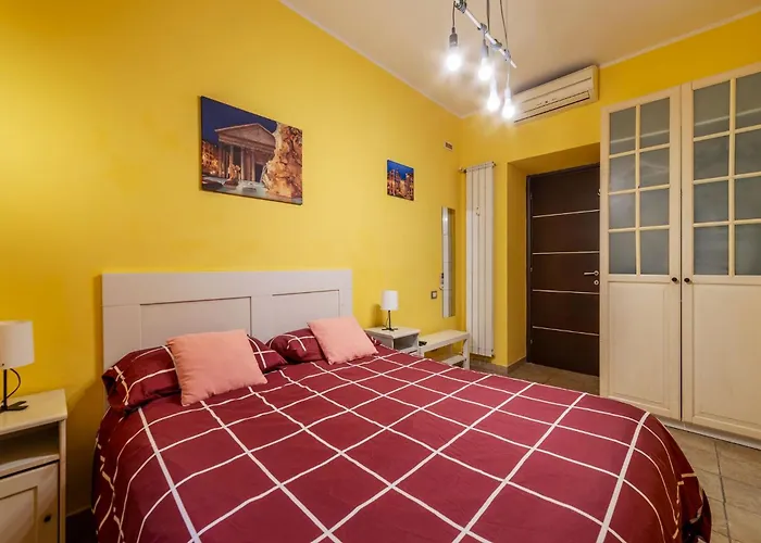 Guesthost - San Giovanni Comfy Flat * Rom
