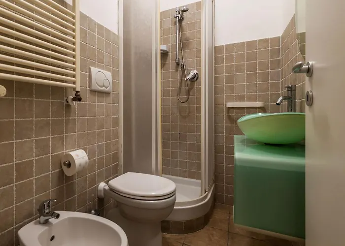 Guesthost - San Giovanni Comfy Flat Apartment *